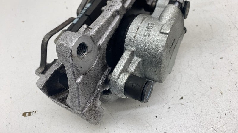 ⭕ 2021-2023 Polestar 2 Front Driver Brake Caliper w/ Hose Line Left LH