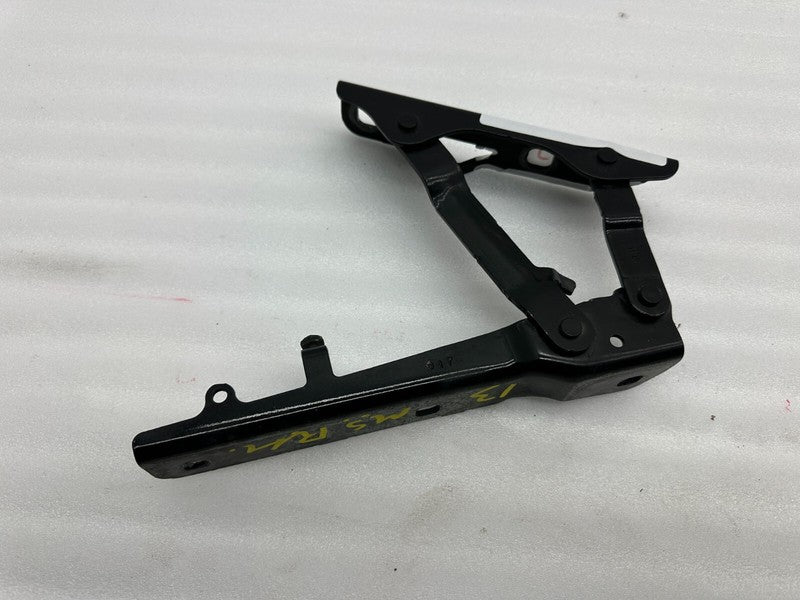 600673700E ⭕ 12-15 Tesla Model S Front Right Bonnet Hood Hinge Closure Assist 6006737-00-E