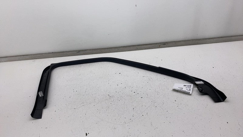 PT00001182G ⭕ 2022-2024 Rivian R1T Front Right Side Door Interior Garnish Trim PT00001182-G