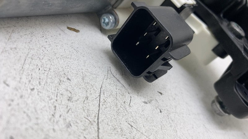 PT00009558H 2022-2024 Rivian R1T R1S Front Passenger Door Window Regulator & Motor Right OEM