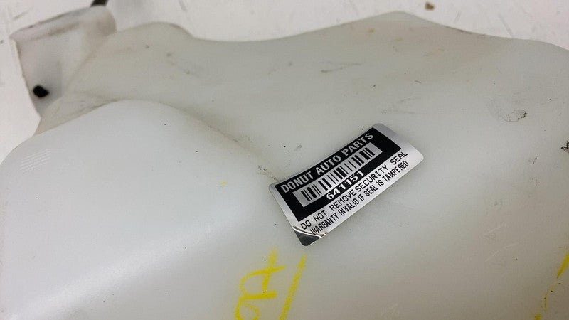 ⭕ 2019-2023 RAM 3500 Windshield Washer Fluid Reservoir Tank w/ Pump 68
