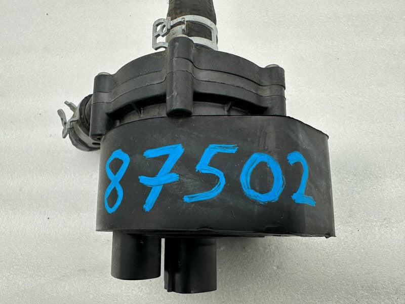 1035348 00 F 2016-2020 Tesla Model S X Cooling System Auxiliary Water Coolant Pump FWD Assy