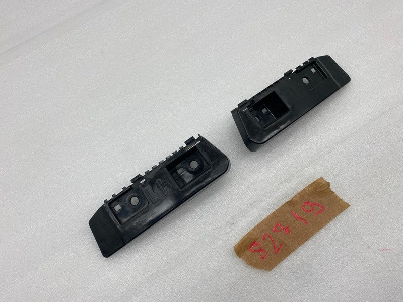 108399300D 17-23 Model 3 PAIR Rear Left & Right Bumper Taillight Mount Bracket 1083993-00-D