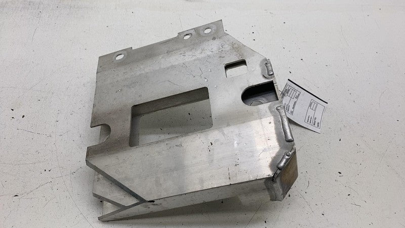 ⭕ 2014-2021 BMW i3 Front Left Driver Side Fender Holder Support Bracket Assembly