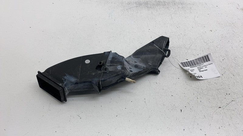 6166 7 388 733 2017-2022 BMW 530e G30 Front Passenger Windshield Cowl Water Drain Channel Right