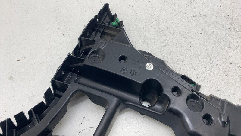 31663653 ⭕2021-2025 Polestar 2 Rear Passenger Bumper Mount Support Bracket Right 31663653