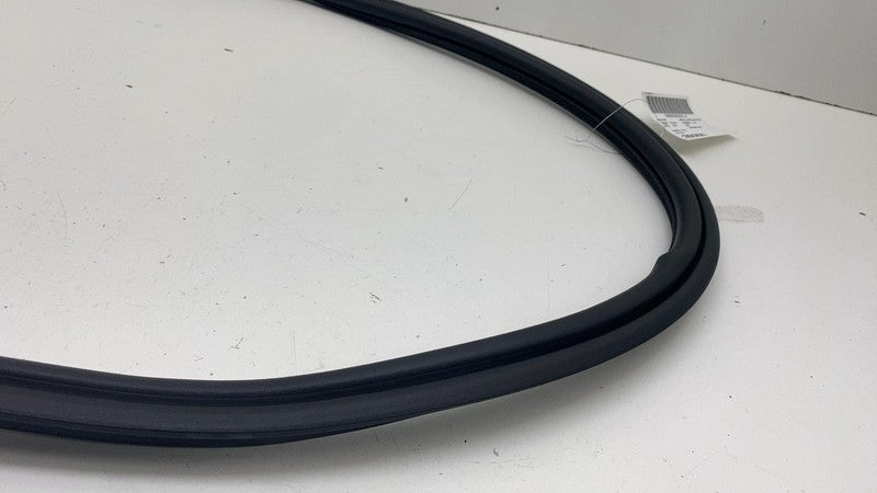 ⭕24-25 Model 3 Rear Trunk Liftgate Decklid Weatherstrip Rubber Seal 17