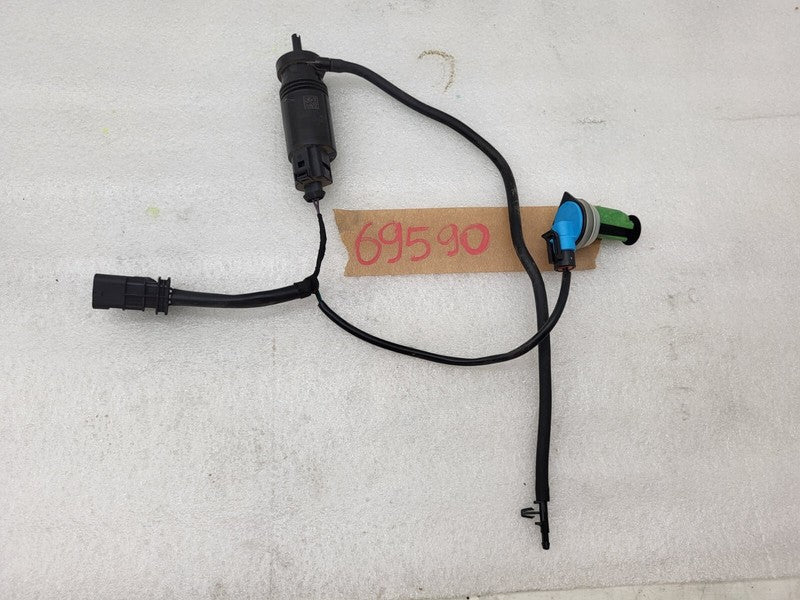 1110164 00 B ⭕2017-2023 Model 3 Y Windshield Wind Screen Wiper Washer Pump Motor 1110164-00-B