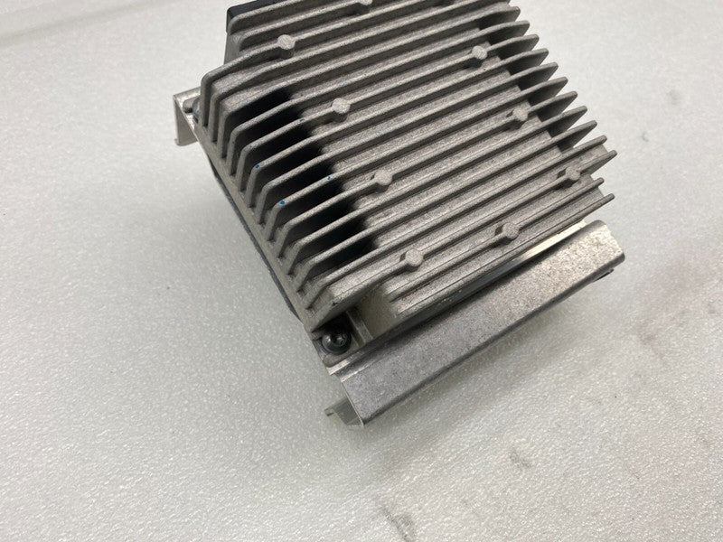 100483310A ⭕ 12-20 Model S External AMP Audio Sound System Amplifier Premium 1004833-10-A