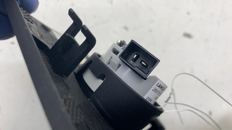 ⭕ 2014-2020 Maserati Ghibli Driver Side Tweeter Speaker Grille Cover T