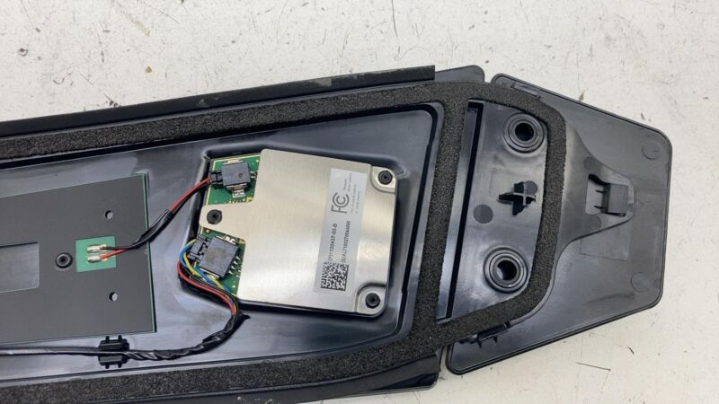 110043700B 2017-2023 Tesla Model 3 Left B-Pillar Applique Glass Trim Molding w/ Camera LH