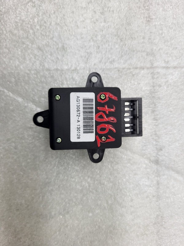 AG130872 A ⭕ 12-20 Model S Front Left or Right Side Electric Seat Control Switch AG130872A