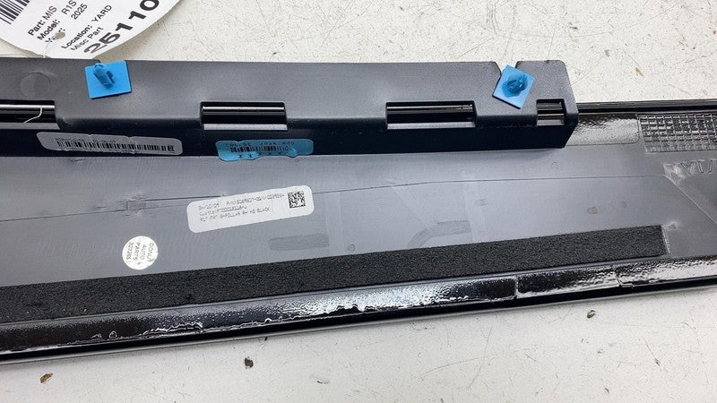 PT00012118-J ⭕ 2022-2025 Rivian R1S Front Right Side Door Moulding Trim Panel PT00012118-J