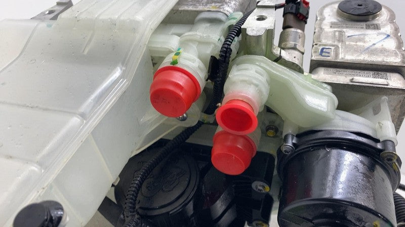 150685900D 2021-2024 Tesla Model S Super Beam Thermal Supermanifold Coolant Pump Reservoir