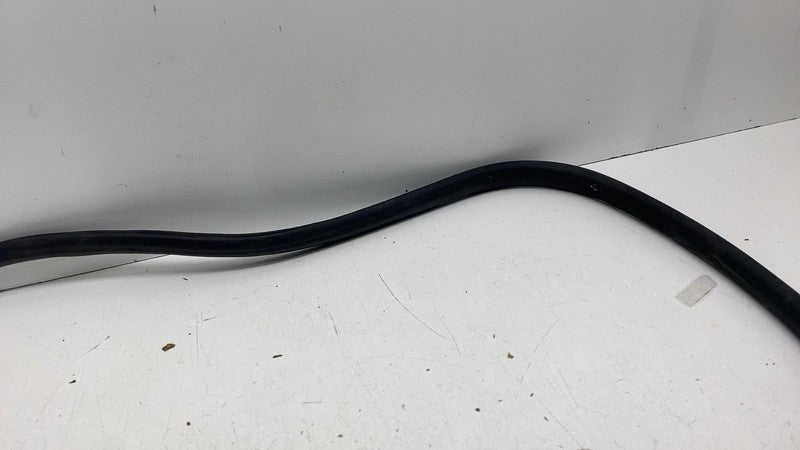 ⭕ 14-20 Maserati Ghibli Front Left Door Window Weatherstrip Rubber Seal Gasket