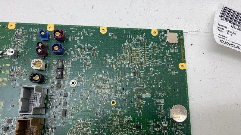 ⭕ 12-20 Tesla Model S Media Control Unit Motherboard Electronics 10554