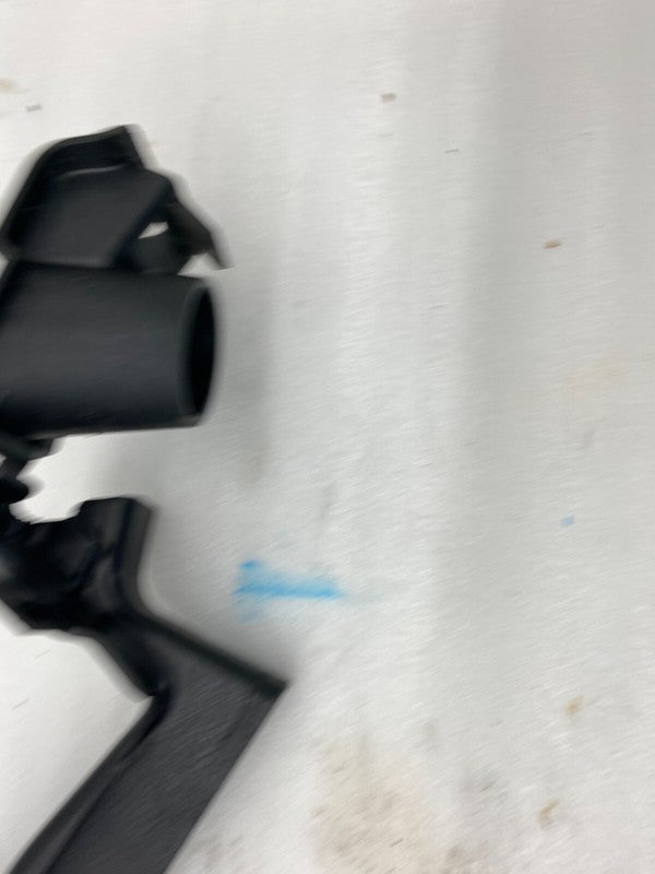 1066956-00-A ⭕16-20 Tesla Model X Rear Passenger Side Trunk Carpet Bracket Right 1066956-00-A