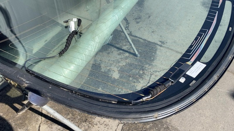1472925 99 C ⭕ 2017-2020 Tesla Model 3 Rear Trunk Panoramic Backlite Roof Glass Back Section