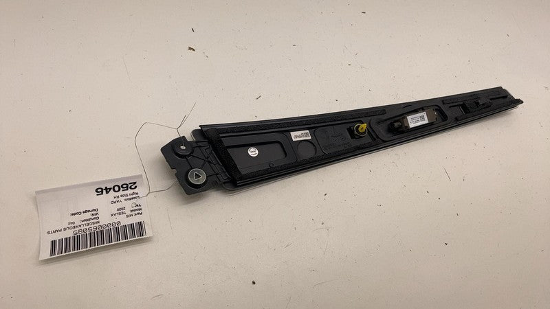 ⭕ 2016-2020 Model X Right B-Pillar Applique Trim Molding w/ Camera 108