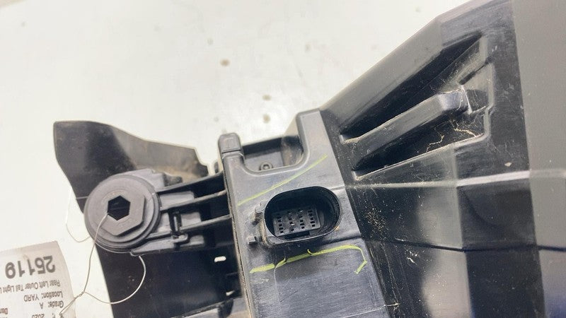 Tail Light Assembly VOLKSWAGEN ID4 Left 25