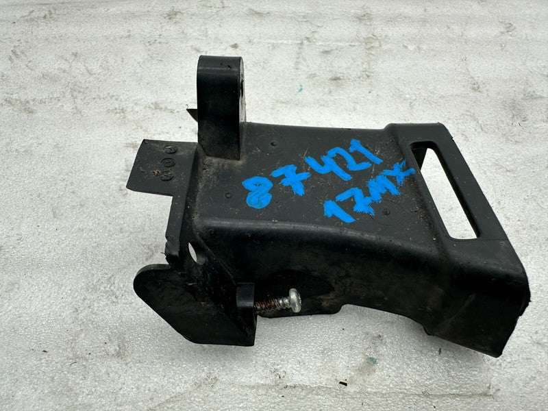 ⭕ 2016-2020 Tesla Model X MX Front Left Lower Air Intake Guide Duct Vent Bracket