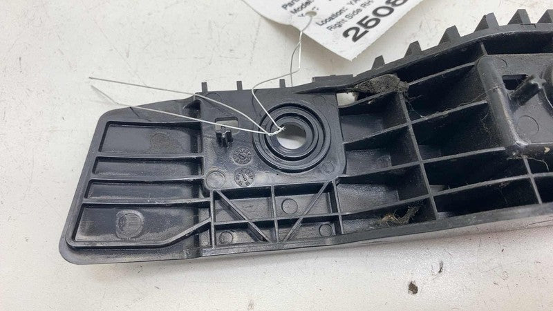 ⭕ 17-23 Model 3 Rear Right Bumper Taillamp Taillight Mount Bracket 108