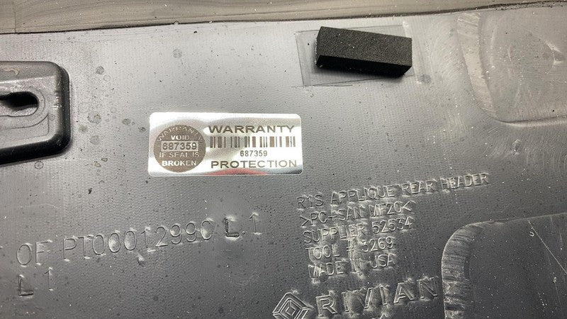 PT00012990-L 2022-2024 Rivian R1S Rear Overhead Shark Fin Roof Antenna + Applique & Module