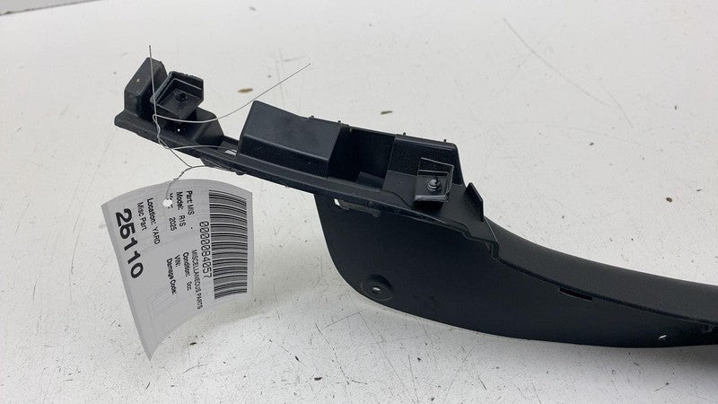 PT00604413 ⭕ 2025 Rivian R1S Front Right Wheel Arch Fender Flare w/ Air Guide RH PT00604407