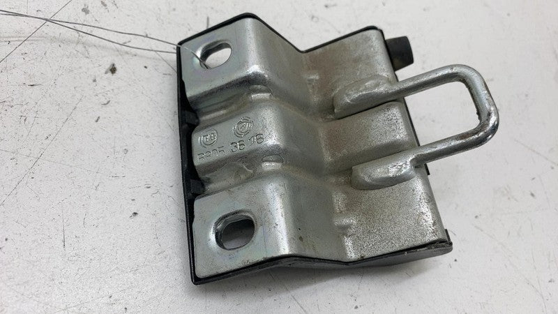 B8053616 ⭕2017-2021 Dodge RAM ProMaster 1500 2500 3500 Rear Door Lock Latch Striker Plate