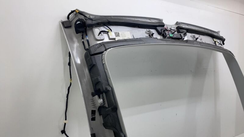 156761399D 2017-2023 Tesla Model 3 Panoramic Sunroof Ceiling Moon Roof Headliner Trim Assy