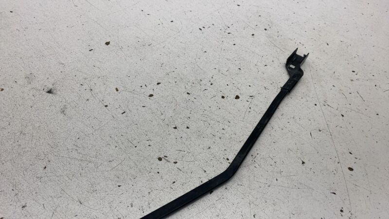 105339900A 2012-2020 Tesla Model S MS Front Passenger Side Windshield Wiper Arm Right Assy
