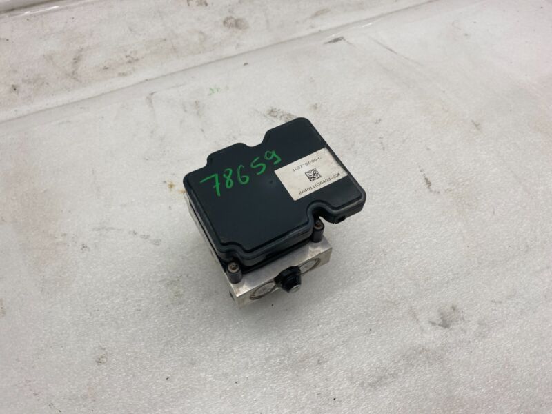 2016-2020 Tesla Model S MS Anti-Lock ABS Brake Pump Module Assembly 1037797-00-C