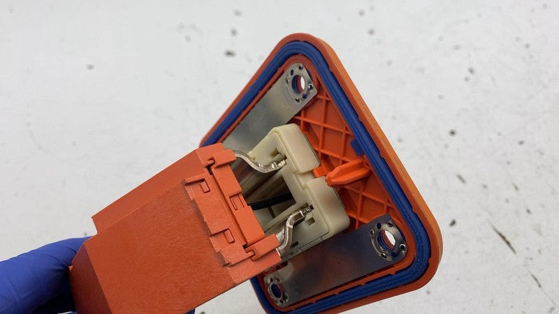 ⭕ 2020-2024 Tesla Model Y HV Battery Connector Connection DC Input 108