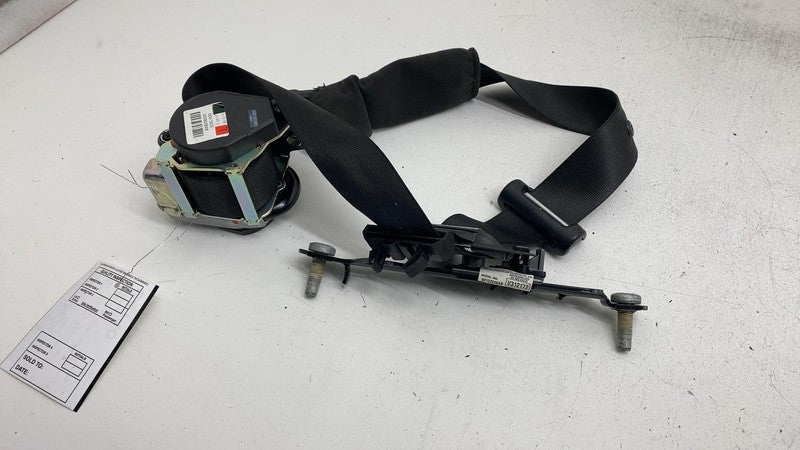 ⭕ 2017-2020 Maserati Levante Front Driver Side Seatbelt Black Left LH