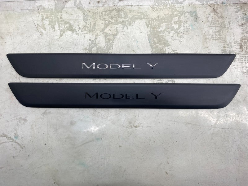 149430100B ⭕ 20-25 Model Y Front Left & Right Door Sill Scuff Plate Cover Trim 1494301-00-A