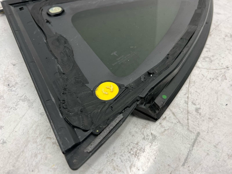 1495745-00 2020-2023 Tesla Model Y MY Rear Passenger Side Quarter QTR Window Glass Right RH