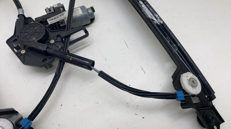102882100E ⭕ 2016-2020 Tesla Model X Rear Right Door Window Regulator & Motor 1028821-00-E