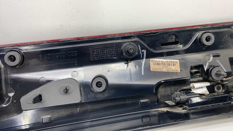 ⭕2021-2025 Chrysler Pacifica Rear Center LED Tail Light Lamp 3rd Brake Light OEM