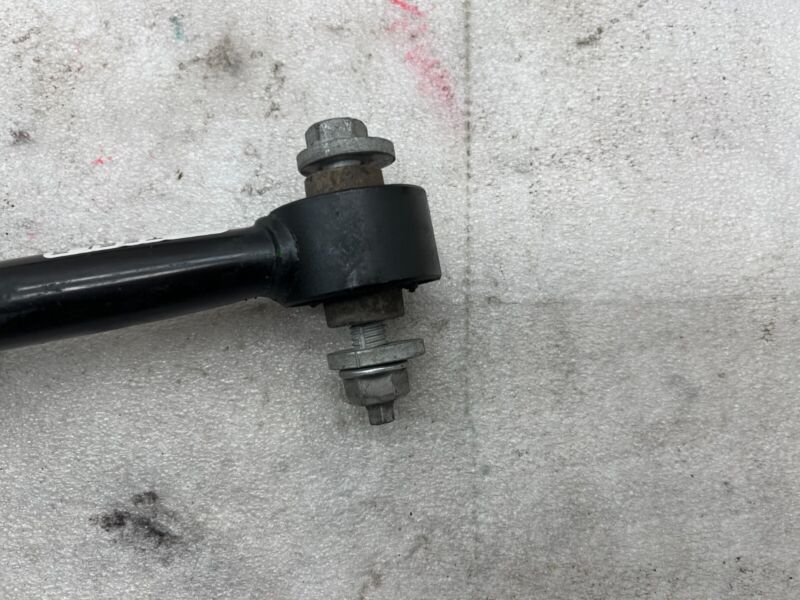 104443100G 2017-2022 Tesla Model 3 Rear Right Suspension Control Arm Toe Link Assembly RH