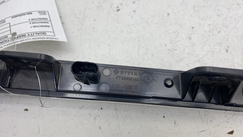 PT00002142 ⭕22-25 Rivian R1S Rear Left Trunk Lid High Mount Brake Light Stop Lamp PT0000214