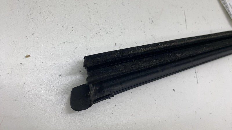 LJ8B-R20571-A ⭕ 21-24 Ford Mustang Mach-E Front Left Door Weatherstrip Belt Seal LJ8B-R20571-A