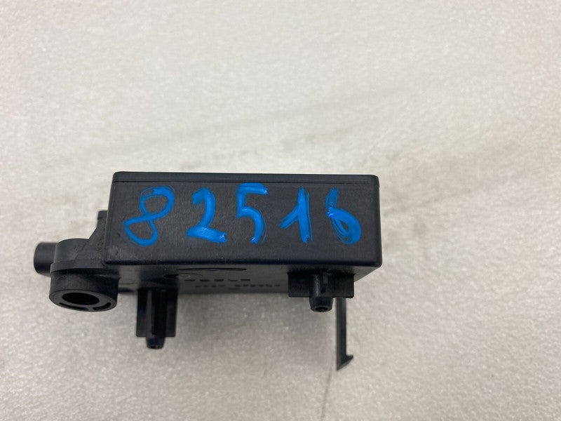 1097855-00-H ⭕ 17-23 Tesla Model 3 Rear Bumper Body Control Module Computer BCM 1097855-00-H