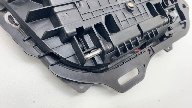 2012-2015 Tesla Model S MS Rear Passenger Side Exterior Door Handle Outer Right