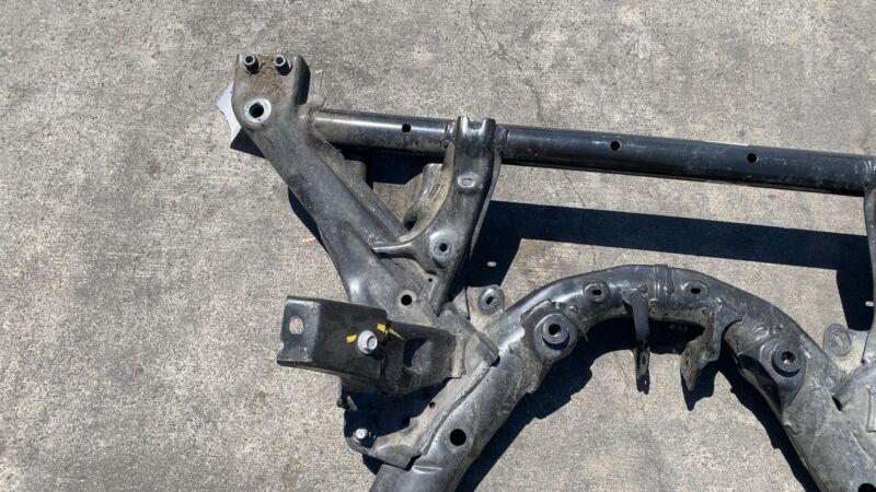 2020-2023 Tesla Model Y Front Suspension Subframe Structure Cradle Crossmember