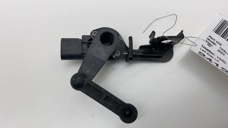 125094100B 2024 2025 Tesla Cybertruck Front Left Air Suspension Height Level Sensor LH Assy