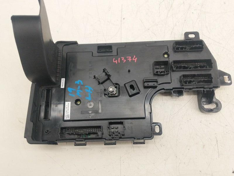1078673 90 H ⭕ 2017-2022 Model 3 Front Left Low Voltage Body Control Module Unit 1078673-90-H