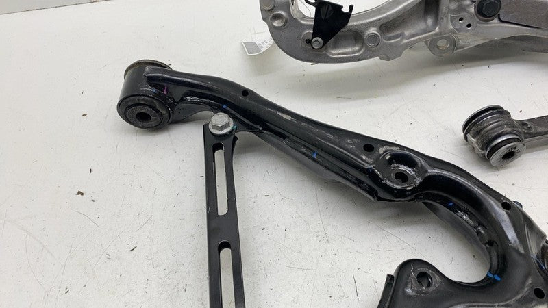 13549863 ⭕ 2025 Chevrolet Silverado 1500 Front Left Spindle Knuckle w/ Control Arm Links