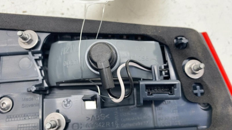 ⭕ 2017-2020 BMW 540i Rear Passenger Side Inner Tail Light Lamp Right R