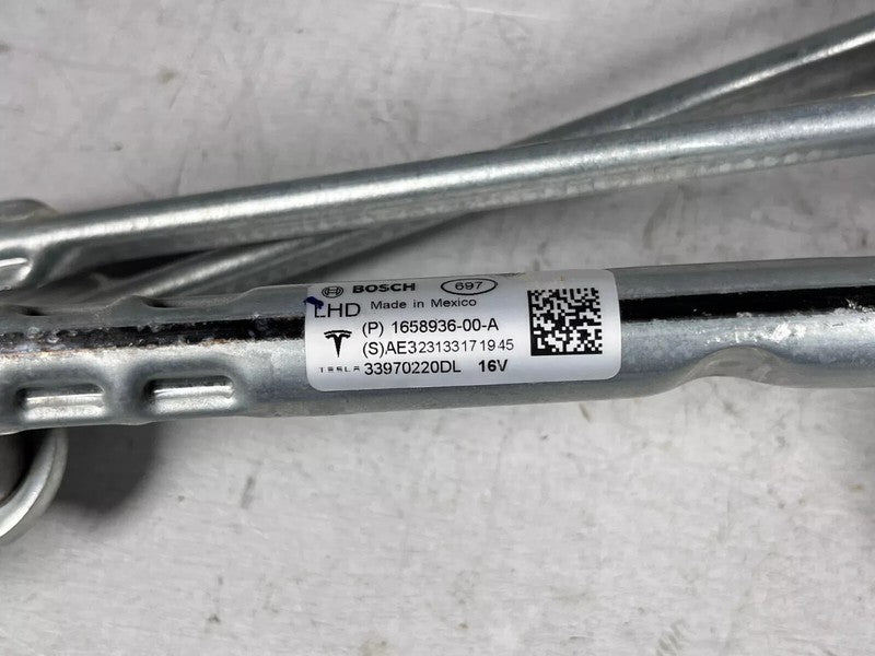 ⭕ 20-24 Tesla Model Y Front Windshield Wiper Linkage Module & Motor 16