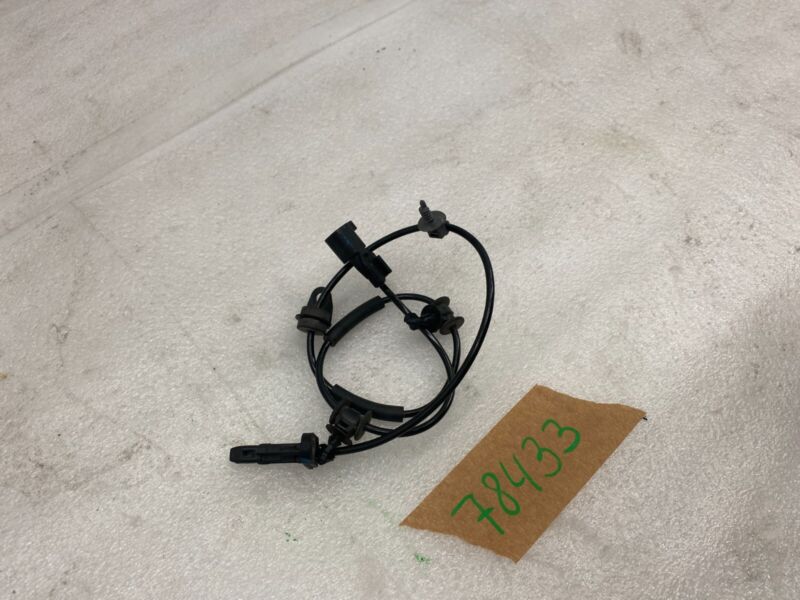 2017-2023 Tesla Model 3 Y Front Left or Right Anti-Lock ABS Wheel Speed Sensor